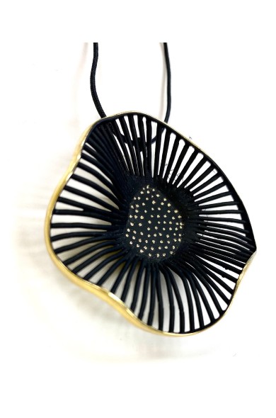 GC p2043 pendant with dots...