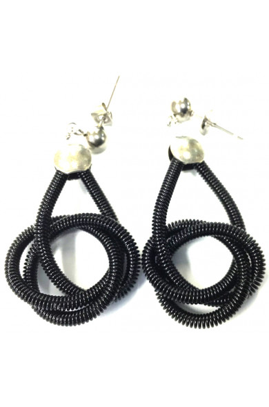 SGP Petale earring - black