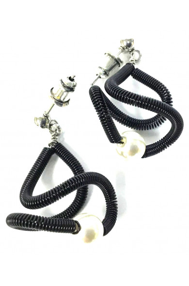 SGP Sat earring sm -...