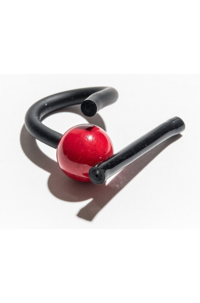 SC Tori ring - black w/ red ball