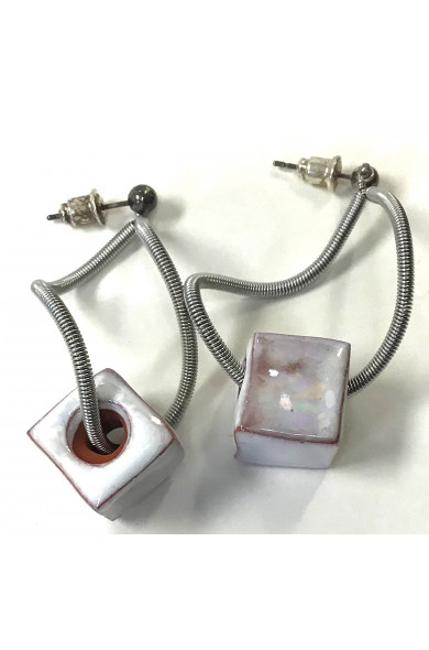 SGP ceramic Cube earring -...
