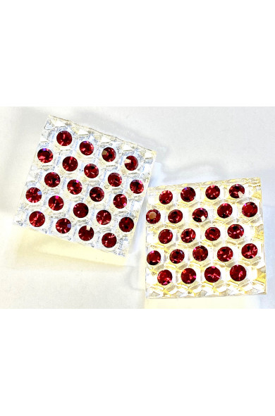 LG - VENUS red clip - earrings
